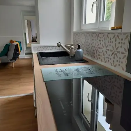 Maison Avec Jardin, Le Pal, N7 *