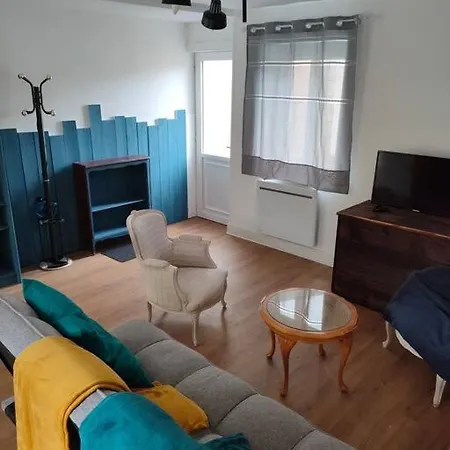 Maison Avec Jardin, Le Pal, N7 Holiday home